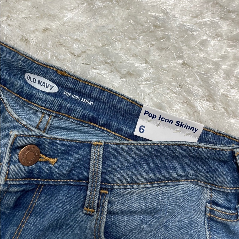 Jeans - Picture 2 of 4